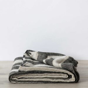 Heavyweight Linen Bedcover in Enzo