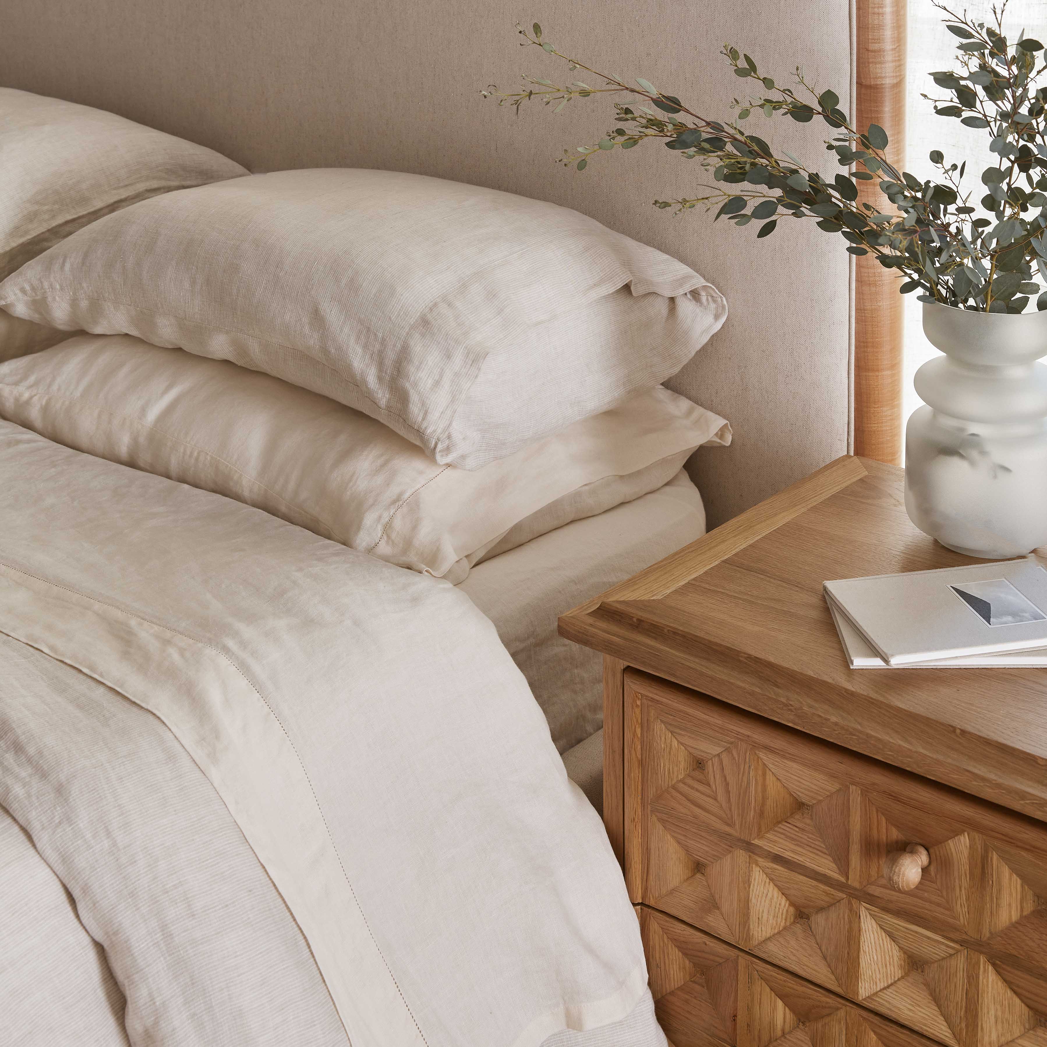 Classic Stonewashed Linen Bedding Bundle - Image 55